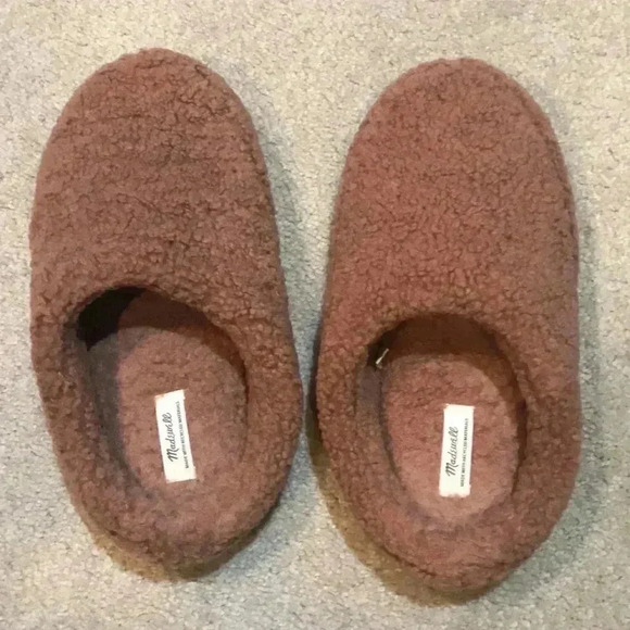 Madewell Soft Sherpa Indoor Slippers Made with Recycled Material-Size 9 - Picture 1 of 7